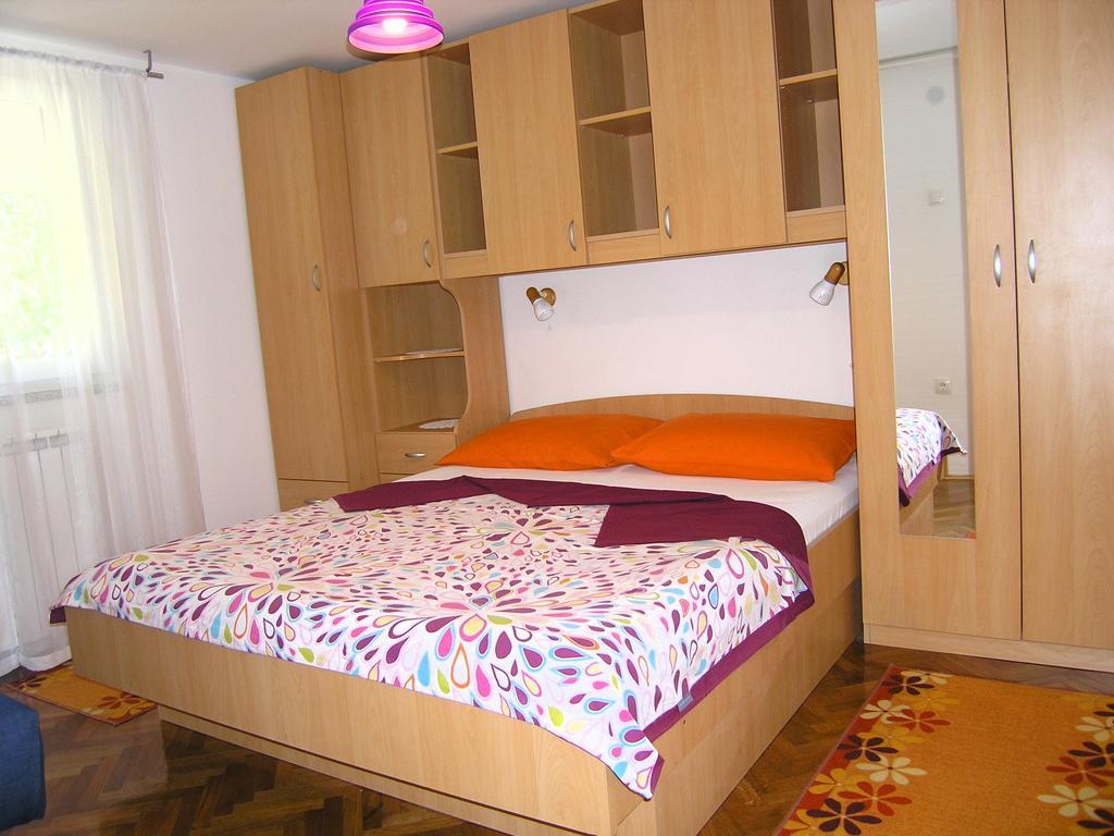 Apartments Ines Крк Экстерьер фото