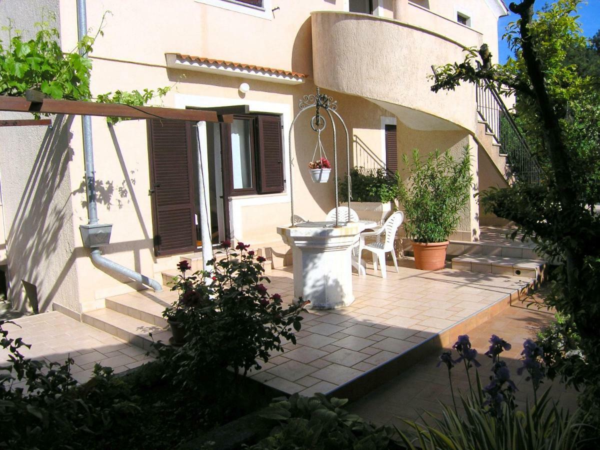Apartments Ines Крк Экстерьер фото
